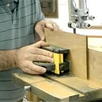 Using Grr-Ripper on Bandsaw